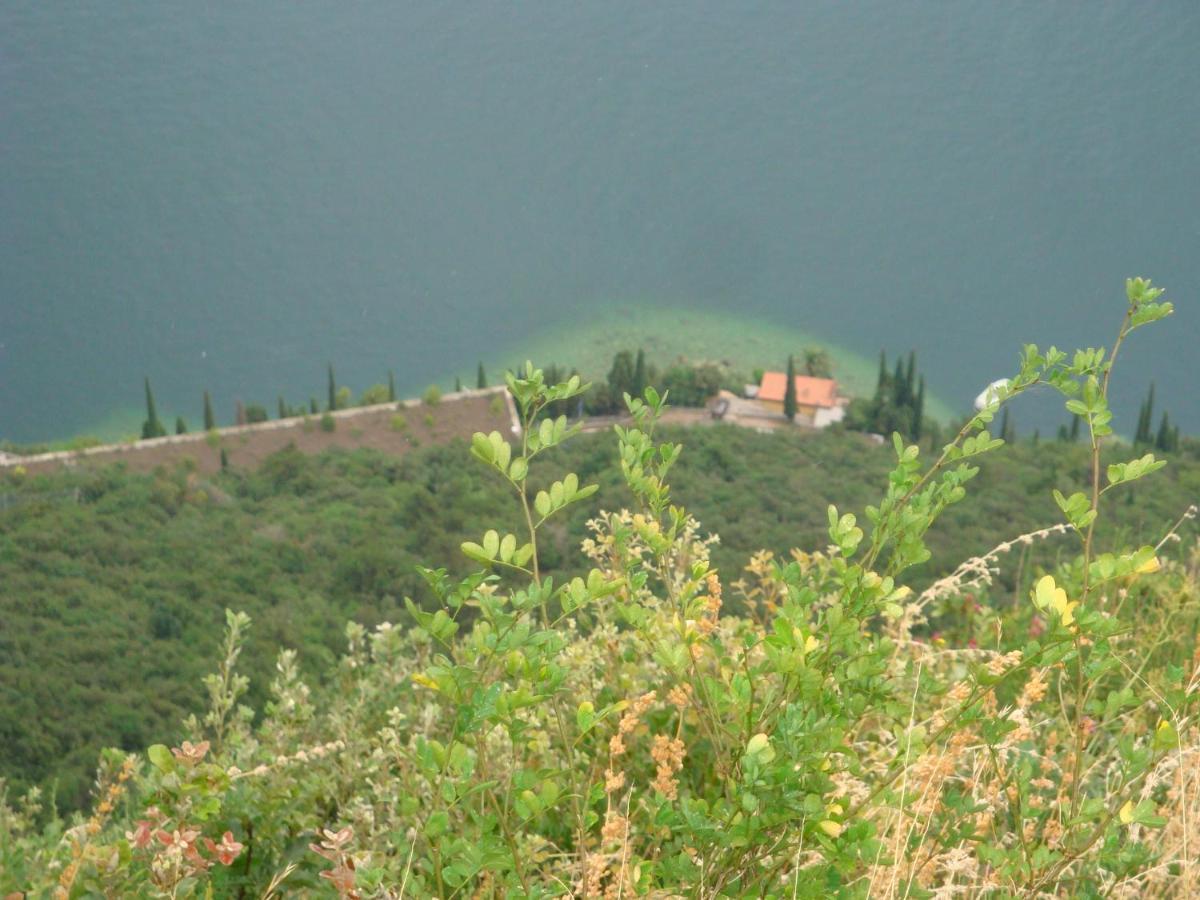 Gardameer-Tignale-Hasewinkel Екстер'єр фото